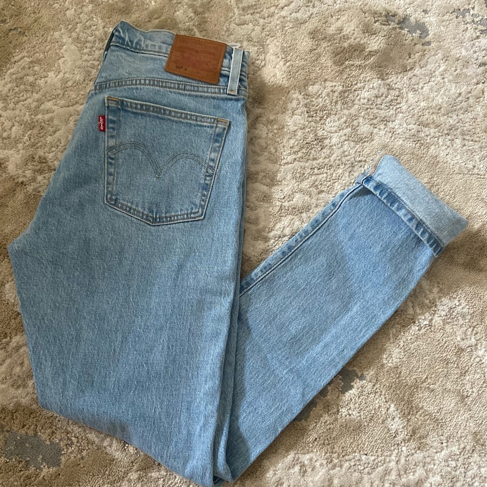 LEVIS 501 JEANS